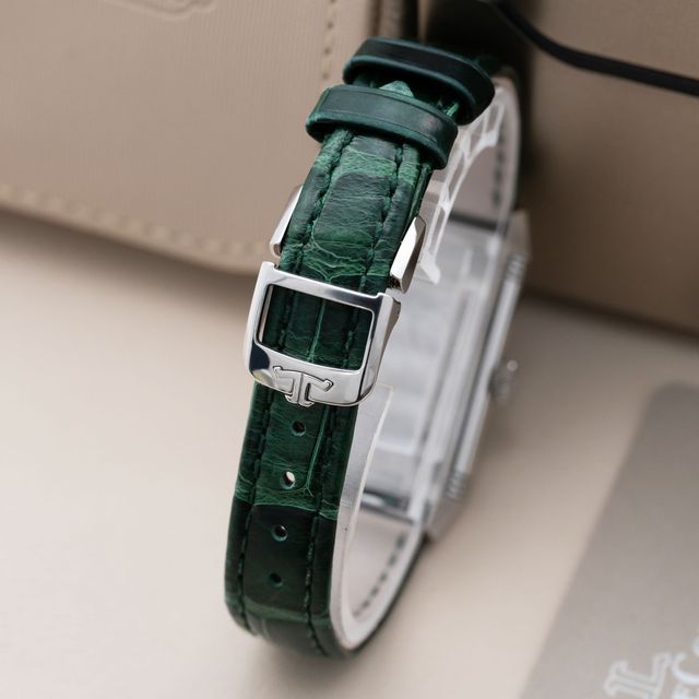 Jaeger-LeCoultre Reverso One 328853J Image 3